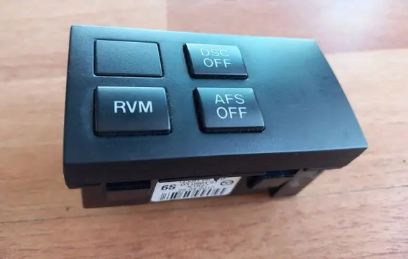 Mazda 6 ESP (stability program) switch G33H66170 03099481 K1827