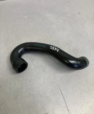 BMW 5 E60 E61 Engine coolant pipe/hose 7786034