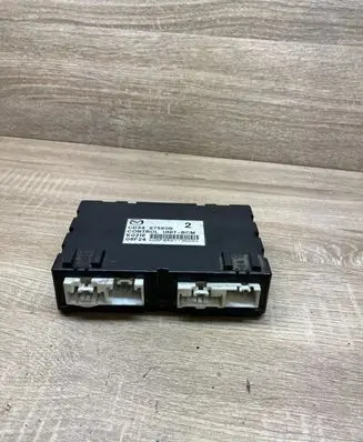Mazda 5 Door control unit/module CD3467560B