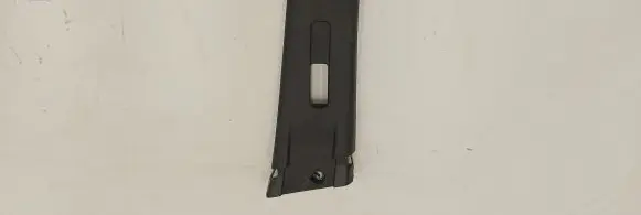 Nissan Leaf II (ZE1) (B) pillar trim (top) 76913NLOA