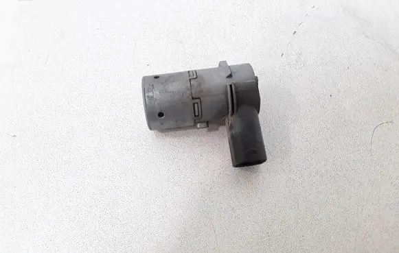 Mercedes-Benz B W245 Parking PDC sensor 6877565