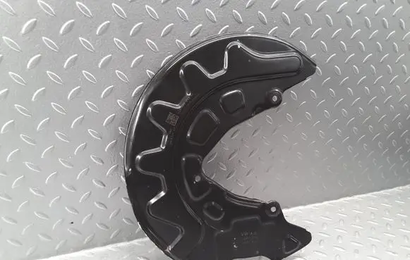 Volkswagen T-Roc Front brake disc dust cover plate 5Q0400053NR 5Q0615311G