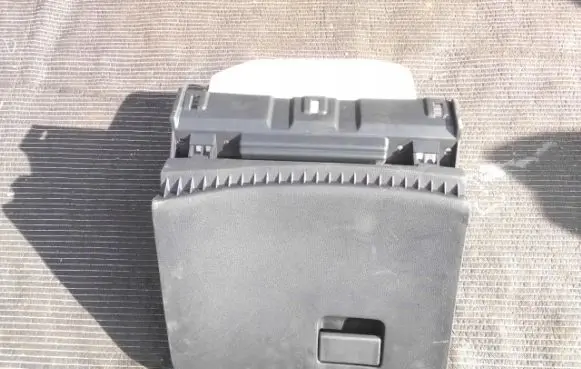 Nissan Juke I F15 Glove box set 685201KP2A