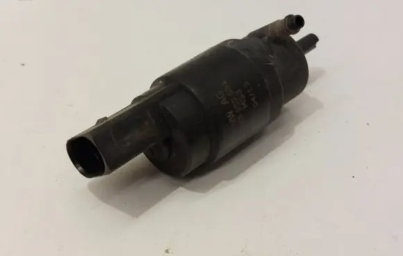 Volkswagen Jetta VI Windscreen/windshield washer pump 1K5955651