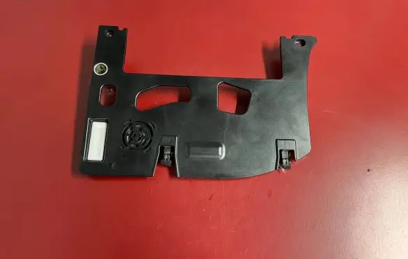 Dashboard lower bottom trim panel