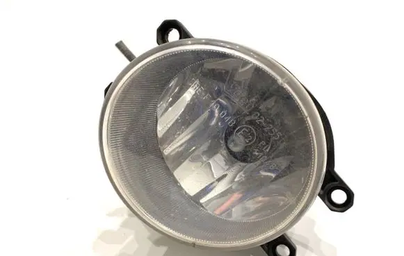 Toyota Auris E180 Front fog light 8122002110