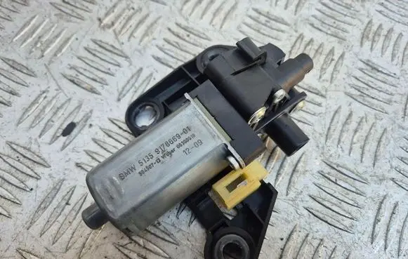 BMW 7 F01 F02 F03 F04 Rear door curtain motor 9168839 9178669 51359178669