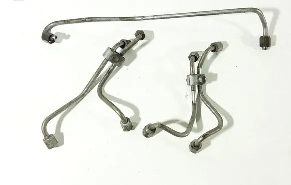 Toyota Verso Fuel injector supply line/pipe