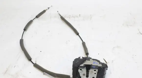 Renault Koleos II Rear door lock