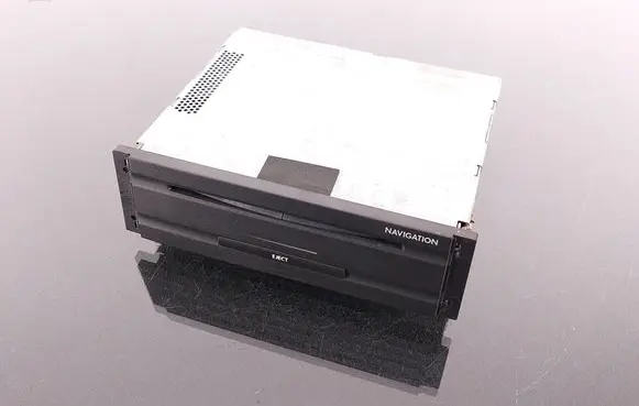 Volkswagen Phaeton Navigation unit CD/DVD player 3D0919887