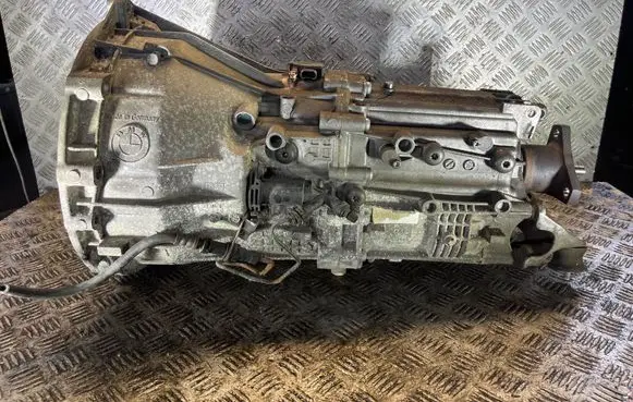 BMW 3 E90 E91 Manual 6 speed gearbox 1069401105 804420405