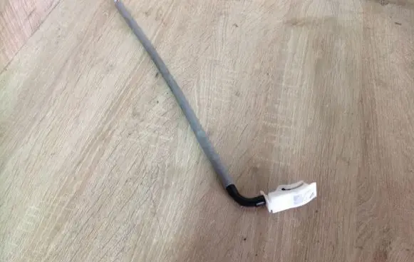 Front door cable line