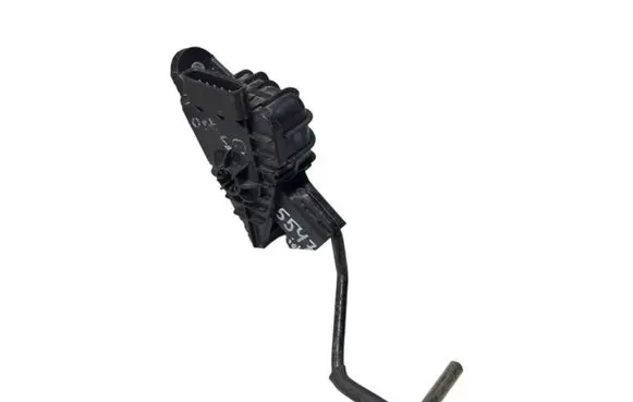Lexus GS 300 350 430 450H Accelerator throttle pedal 7812030A40 1988003530 08H010636B