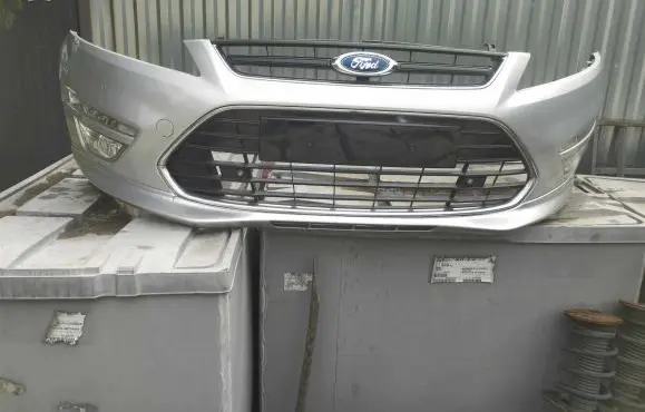 Ford Mondeo MK IV Front bumper