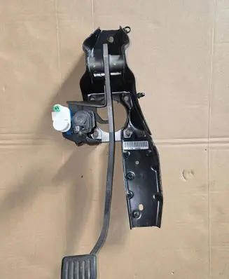 Ford Mondeo MK IV Brake pedal 7G9N2D094NB
