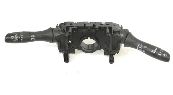 Nissan X-Trail T32 Indicator stalk 15321SD1