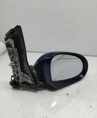 Volkswagen Golf Plus Front door electric wing mirror 076014