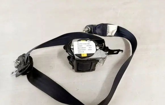 Mitsubishi ASX Front seatbelt 604675800A