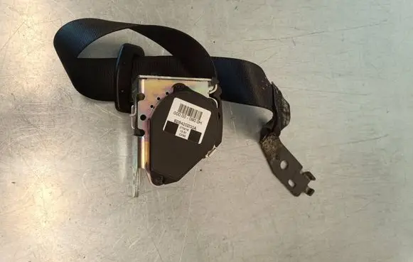 Mercedes-Benz E W213 Middle seatbelt (rear) 000000900H 628420200A 270216