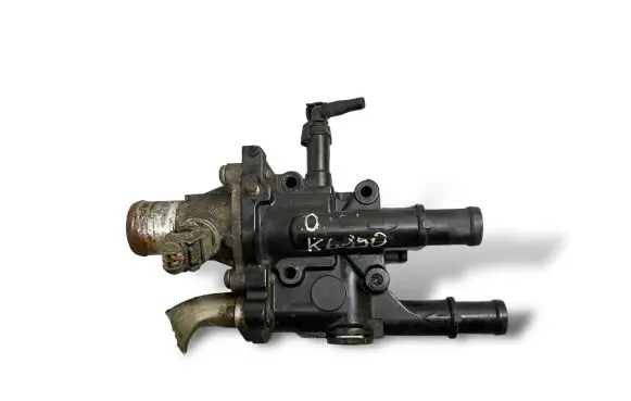 Opel Vectra C Thermostat housing Z18XER
