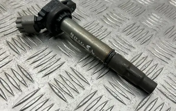 Toyota Prius+ (ZVW40) High voltage ignition coil 9091902258 10R035444