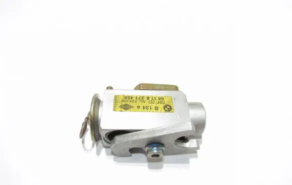 BMW 7 E38 Air conditioning (A/C) expansion valve 64118371459