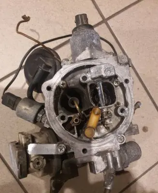 Volkswagen Golf II Carburettor 051129015A Pieburg2ee