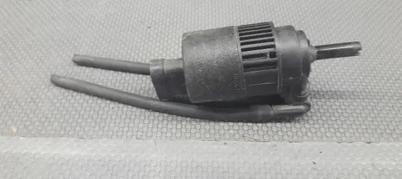 Renault Scenic I Windscreen/windshield washer pump 7700821782