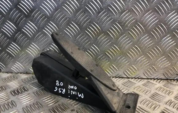 Mini One - Cooper Coupe R56 Accelerator throttle pedal 6786591