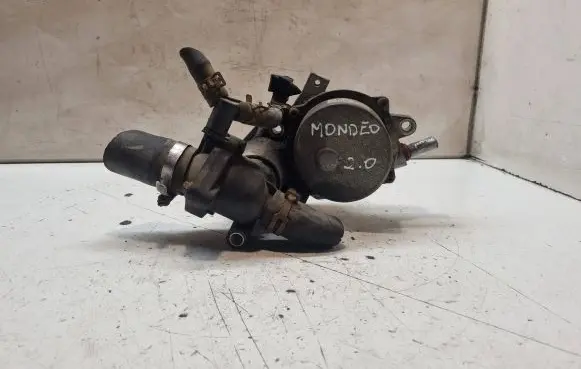 Ford Mondeo Mk III Vacuum pump XS7Q2A451BH 72245410C 02J33001378
