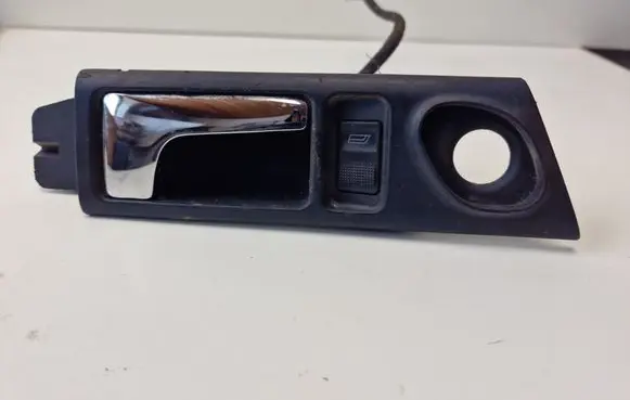Audi A6 S6 C4 4A Front door interior handle 4A0839020C