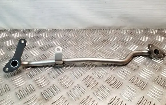 Coolant pipe/hose