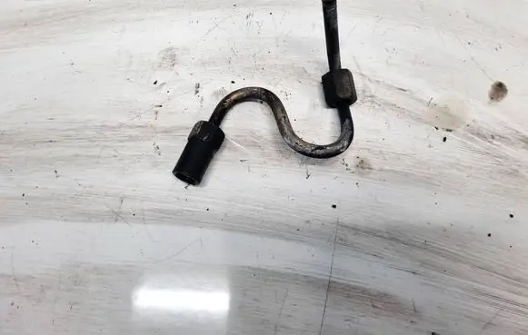 Mazda 6 Fuel line pipe 
