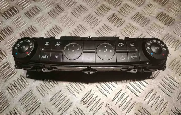 Interior fan control switch