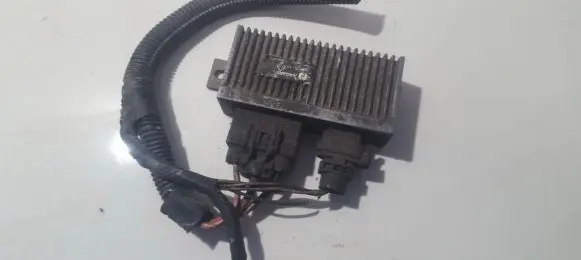 Renault Scenic I Glow plug pre-heat relay 7700111525
