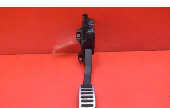 Volvo XC60 Accelerator throttle pedal 31290369