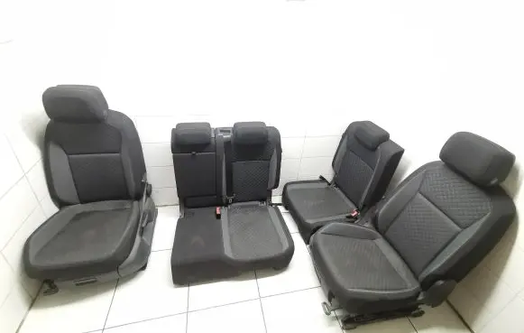 Seat set