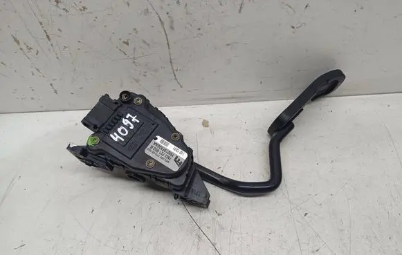 Volkswagen Sharan Accelerator throttle pedal 7M3721603B 6PV00777003 YM219F836AA