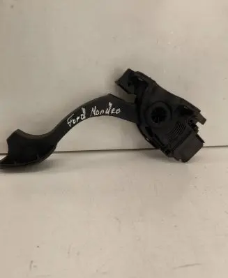 Ford Mondeo MK IV Accelerator throttle pedal 6G929F836RC