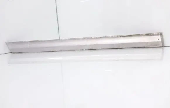 Volkswagen PASSAT B4 Rear door trim (molding) 3A0853754A