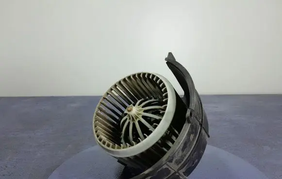Volkswagen Amarok Heater fan/blower