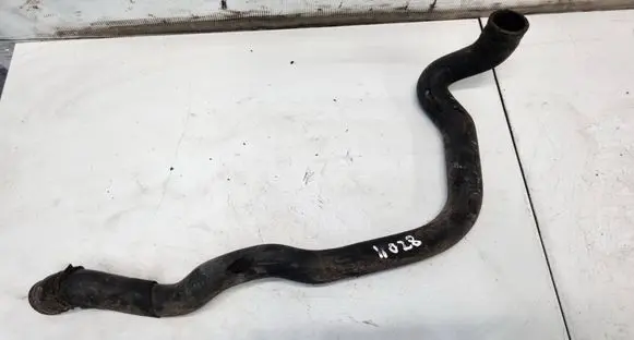 Volkswagen Golf V Engine coolant pipe/hose 