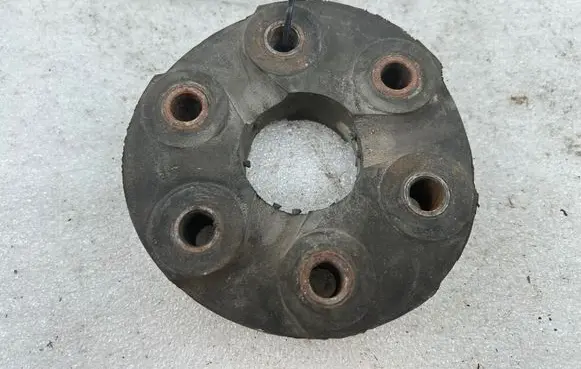 Jaguar XJ X300 Rear prop shaft donut coupling/joint JC09044 SGF GD80S