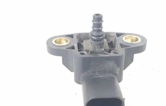Mercedes-Benz B W246 W242 Sensor A0071530028