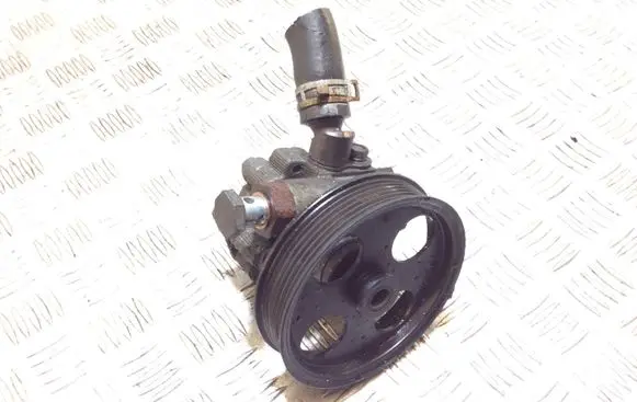 Opel Insignia A Power steering pump