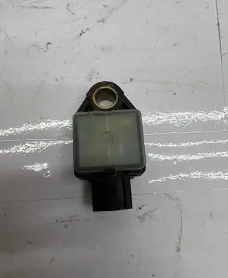 Dodge Nitro Airbag deployment crash/impact sensor P04896061AA TC6M226766911