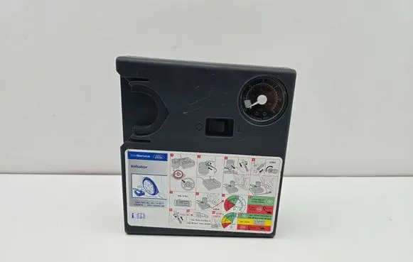 Toyota Prius (XW30) Tire air pump compressor 