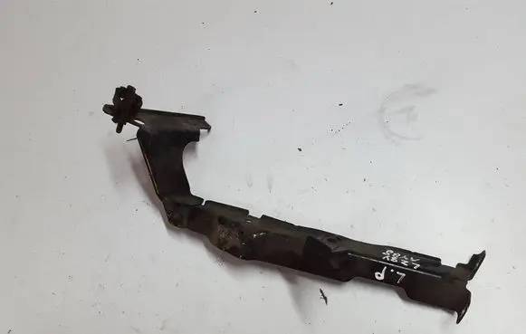 Audi A4 S4 B8 8K Fender mounting bracket 8K0821135CXAUTOP 8K0821135C