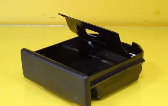 Rover 214 - 216 - 220 Car ashtray FKB10007