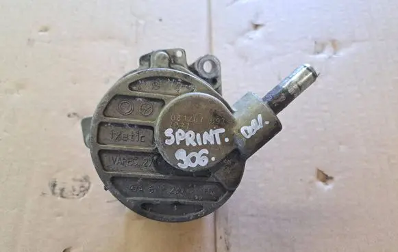 Mercedes-Benz Sprinter W906 Vacuum pump A6282300065
